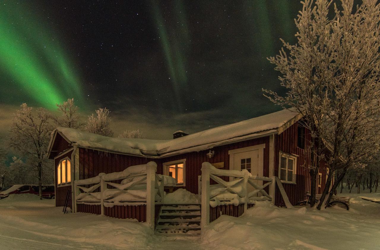 كيرونا Husky Lodge Hostel المظهر الخارجي الصورة